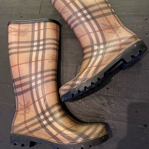 Burberry Rainboots